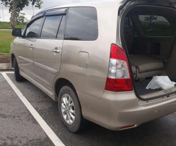 Toyota Innova 2014 - Cần bán Toyota Innova đời 2014, giá tốt