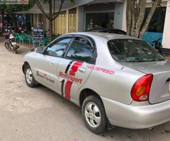 Daewoo Lanos SX 2004 - Bán ô tô Daewoo Lanos SX sản xuất năm 2004, màu bạc