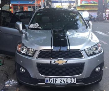 Chevrolet Captiva LTZ 2.4 AT 2015 - Bán ô tô Chevrolet Captiva LTZ 2.4 AT đời 2015, màu bạc, giá 550tr