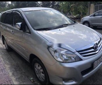 Toyota Innova V 2011 - Bán ô tô Toyota Innova V sản xuất năm 2011, giá tốt