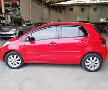 Toyota Yaris 2011 - Bán xe Yaris 2011 nhập Thái Lan, nhỏ nhỏ xinh xinh, màu đỏ