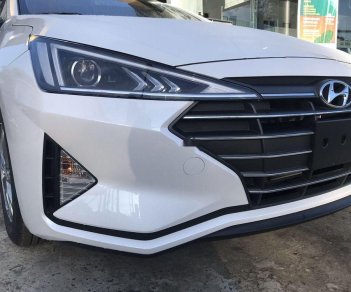 Hyundai Elantra 2019 - Cần bán Hyundai Elantra MT năm 2019, giá 580tr