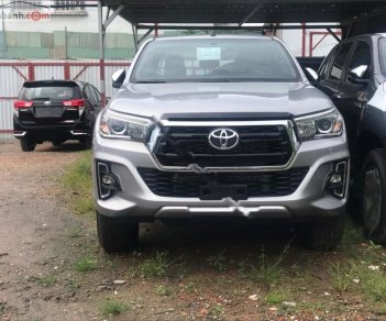 Toyota Hilux 2.8G 4x4 AT 2019 - Bán Toyota Hilux 2.8G 4x4 AT năm sản xuất 2019, màu bạc, nhập khẩu 