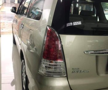 Toyota Innova 2009 - Cần bán xe Toyota Innova G 2009, giá tốt