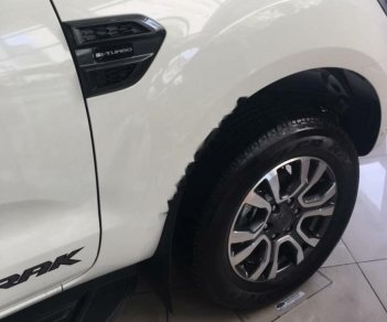 Ford Ranger Wildtrak 2.0L 4x4 AT 2019 - Bán ô tô Ford Ranger Wildtrak 2.0L 4x4 AT 2019, màu trắng, xe nhập, giá 880tr