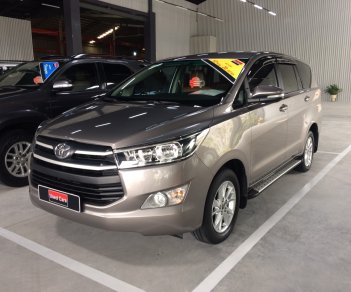 Toyota Innova 2.0G AT 2017 - Bán góp Innova G tự động 2017 màu đồng ánh kim