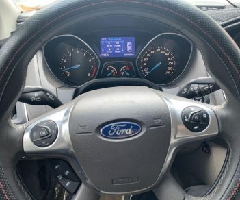 Ford Focus   2015 - Cần bán Ford Focus năm 2015, màu đỏ, nhập khẩu