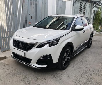 Peugeot 3008 2018 - Cần bán xe Peugeot 3008 sản xuất 2018 màu trắng