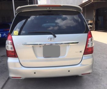 Toyota Innova 2013 - Cần bán xe Innova 2013, số sàn, màu bạc