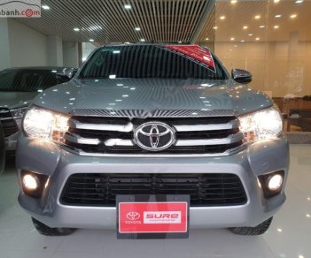 Toyota Hilux 2.4G 4x4 MT 2018 - Bán Toyota Hilux 2.4G 4x4 MT năm sản xuất 2018, màu bạc, nhập khẩu nguyên chiếc 