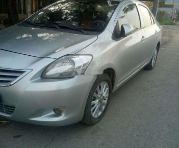 Toyota Vios E 2010 - Bán xe Toyota Vios E đời 2010, màu bạc