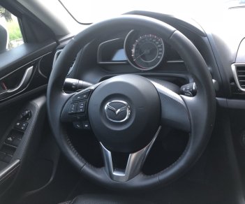 Mazda 3 2015 - Bán ô tô Mazda 3 Sedan 1.5L đời 2015, màu trắng