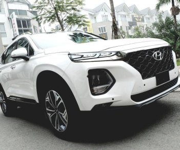 Hyundai Santa Fe   2019 - Cần bán Hyundai Santa Fe đời 2019, màu trắng