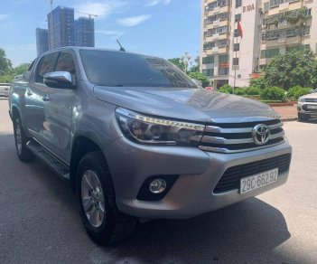 Toyota Hilux   G  2016 - Chính chủ bán xe Toyota Hilux G đời 2016, màu xám, xe nhập