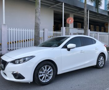 Mazda 3 2015 - Bán ô tô Mazda 3 Sedan 1.5L đời 2015, màu trắng