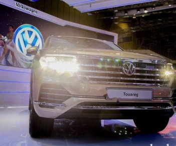 Volkswagen Touareg Elegance 2.0 TSI 2019 - Bán Volkswagen Touareg Elegance 2.0 TSI năm 2019, xe nhập