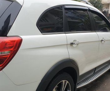 Chevrolet Captiva 2015 - Bán Chevrolet Captiva LTZ máy Ecotec số tự động model 2016, SX T12/ 2015, màu trắng, đẹp mới 90%