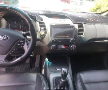 Kia K3 2015 - Bán Kia K3 năm 2015, màu đen số sàn, 440tr