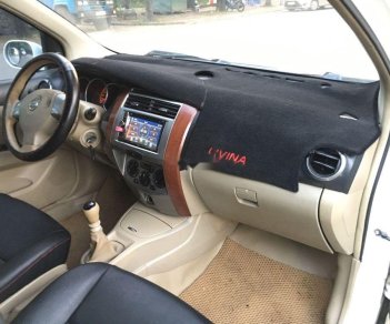 Nissan Grand livina 2011 - Bán Nissan Grand livina sản xuất năm 2011, màu trắng, nhập khẩu