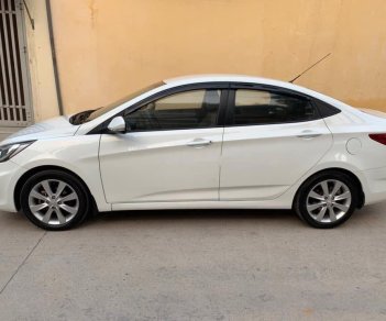 Hyundai Accent 2011 - Cần bán xe Hyundai Accent MT đời 2011, xe nhập