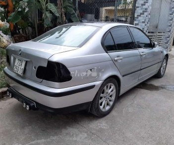 BMW 3 Series 2002 - Bán BMW 318i sản xuất năm 2002, màu bạc, giá 145tr