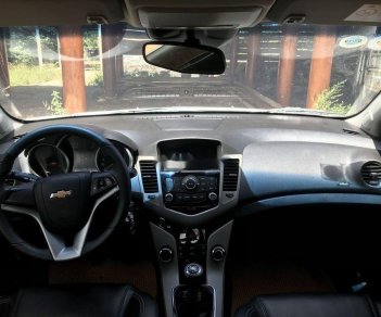 Chevrolet Cruze 2018 - Gia đình bán Chevrolet Cruze LT đời 2018, màu trắng