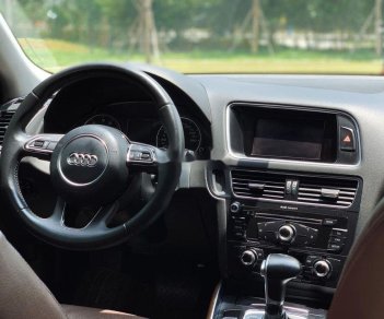 Audi Q5   2014 - Cần bán gấp Audi Q5 đời 2014, màu bạc, nhập khẩu