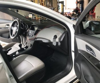 Chevrolet Cruze 2016 - Bán Chevrolet Cruze năm sản xuất 2016, màu trắng, nhập khẩu nguyên chiếc như mới, giá cạnh tranh