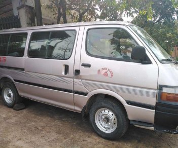 Toyota Hiace 2002 - Bán xe Toyota Hiace đời 2002, xe nhập, 65 triệu