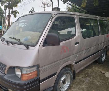 Toyota Hiace 2002 - Bán xe Toyota Hiace đời 2002, xe nhập, 65 triệu