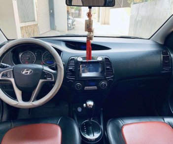 Hyundai i20 2010 - Cần bán xe Hyundai i20 sản xuất năm 2010, màu xanh lam, nhập khẩu xe gia đình, giá chỉ 305 triệu