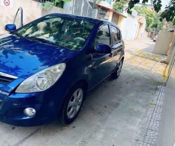 Hyundai i20 2010 - Cần bán xe Hyundai i20 sản xuất năm 2010, màu xanh lam, nhập khẩu xe gia đình, giá chỉ 305 triệu