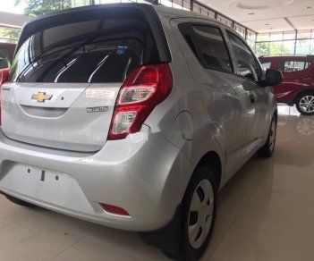 Chevrolet Spark   Duo 1.2L   2018 - Cần bán Chevrolet Spark Duo 1.2L đời 2018, màu bạc như mới