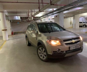 Chevrolet Captiva 2009 - Cần bán gấp Chevrolet Captiva năm sản xuất 2009, màu vàng số tự động, 355tr