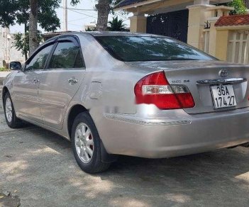 Toyota Camry   2004 - Bán ô tô Toyota Camry đời 2004, màu bạc 