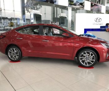 Hyundai Elantra 2019 - Bán xe Hyundai Elantra năm sản xuất 2019, màu đỏ giá cạnh tranh