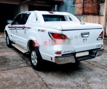 Mazda BT 50   2015 - Cần bán Mazda BT 50 2015, màu trắng số sàn, giá chỉ 499 triệu