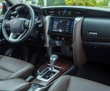 Toyota Fortuner 2019 - Bán xe Toyota Fortuner đời 2019, nhiều ưu đãi