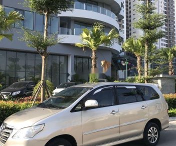 Toyota Innova  E   2015 - Cần bán Toyota Innova E năm sản xuất 2015