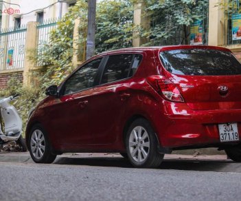Hyundai i20 2014 - Cần bán Hyundai i20 sản xuất năm 2014, màu đỏ, nhập khẩu nguyên chiếc, chính chủ