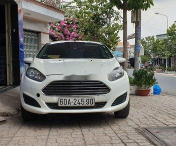 Ford Fiesta  AT 2015 - Xe Ford Fiesta AT năm sản xuất 2015, màu trắng, giá tốt