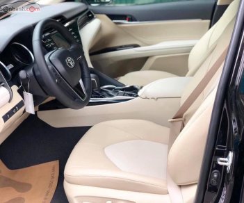 Toyota Camry 2.0G 2019 - Cần bán xe Toyota Camry 2.0G sản xuất 2019, màu đen, xe nhập