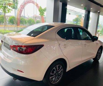 Mazda 2 2019 - Cần bán xe Mazda 2 năm 2019, màu trắng, nhập khẩu nguyên chiếc, giá tốt