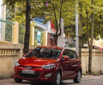 Hyundai i20 2014 - Cần bán Hyundai i20 sản xuất năm 2014, màu đỏ, nhập khẩu nguyên chiếc, chính chủ