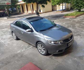 Kia Forte 2010 - Bán Kia Forte SX 1.6 MT sản xuất 2010, màu xám, số sàn, 350tr