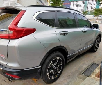 Honda CR V 1.5 L  2019 - Gia đình cần bán xe Honda CR V 1.5 L SX 2019, màu bạc, xe nhập