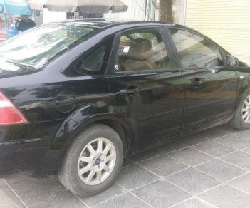 Ford Focus 2006 - Cần bán Ford Focus 2.0 MT năm 2006, màu đen, nhập khẩu, giá tốt