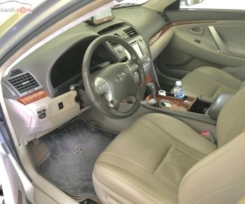 Toyota Camry 2009 - Cần bán Toyota Camry 2.4G năm sản xuất 2009, màu bạc