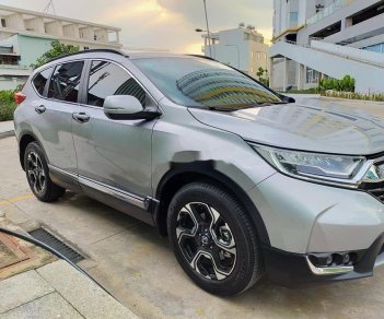 Honda CR V 1.5 L  2019 - Gia đình cần bán xe Honda CR V 1.5 L SX 2019, màu bạc, xe nhập