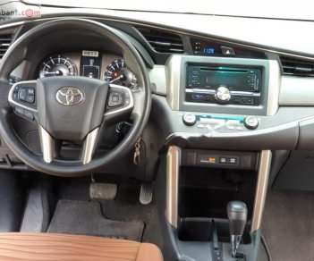 Toyota Innova 2016 - Cần bán lại xe Toyota Innova 2.0G đời 2016, số tự động